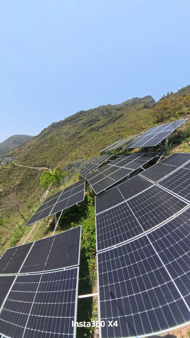 Commercial solar installation in Dhanaulti